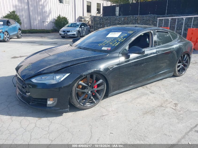 2013 Tesla Model S Performance VIN: 5YJSA1DP8DFP17093 Lot: 40608217