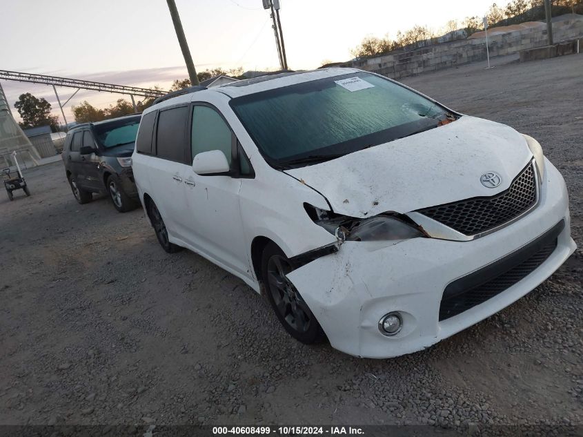 2016 Toyota Sienna, SE