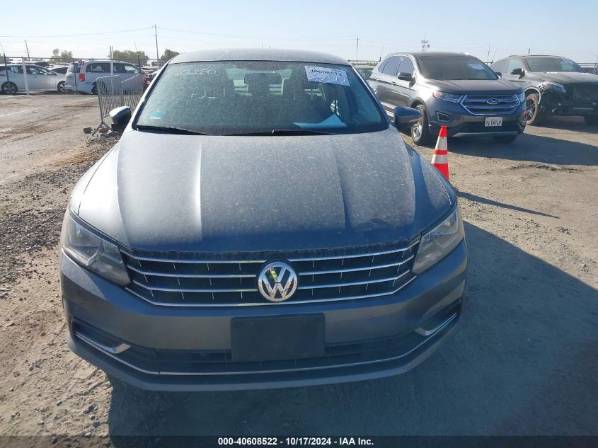 2017 Volkswagen Passat 1.8T S VIN: 1VWAT7A35HC011841 Lot: 40608522