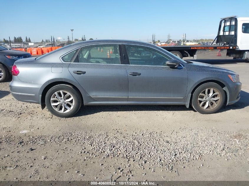 2017 Volkswagen Passat 1.8T S VIN: 1VWAT7A35HC011841 Lot: 40608522