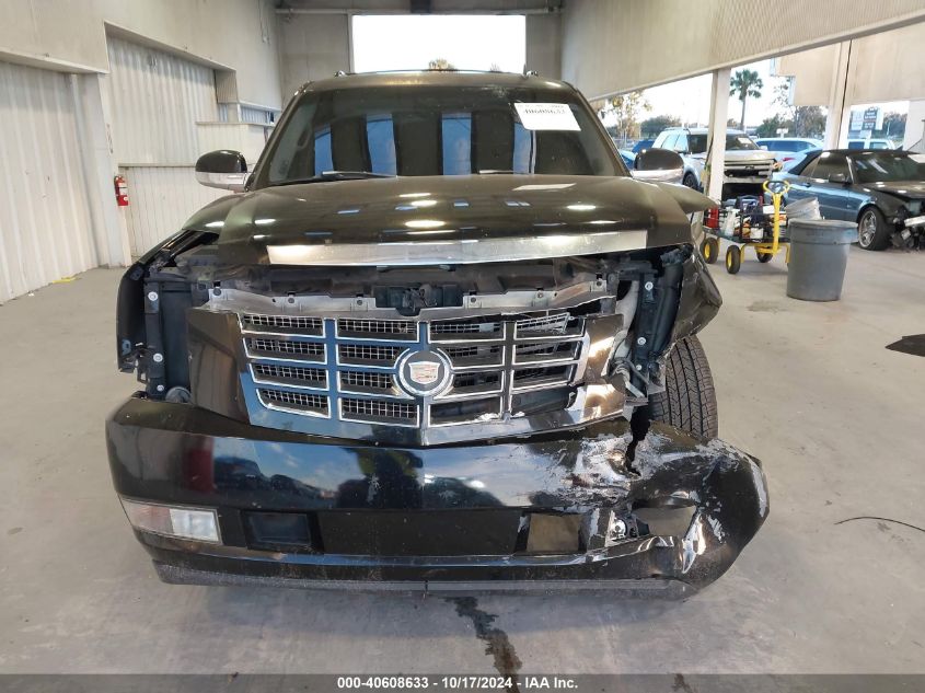 2007 Cadillac Escalade Luxury VIN: 1GYFK63897R135440 Lot: 40608633