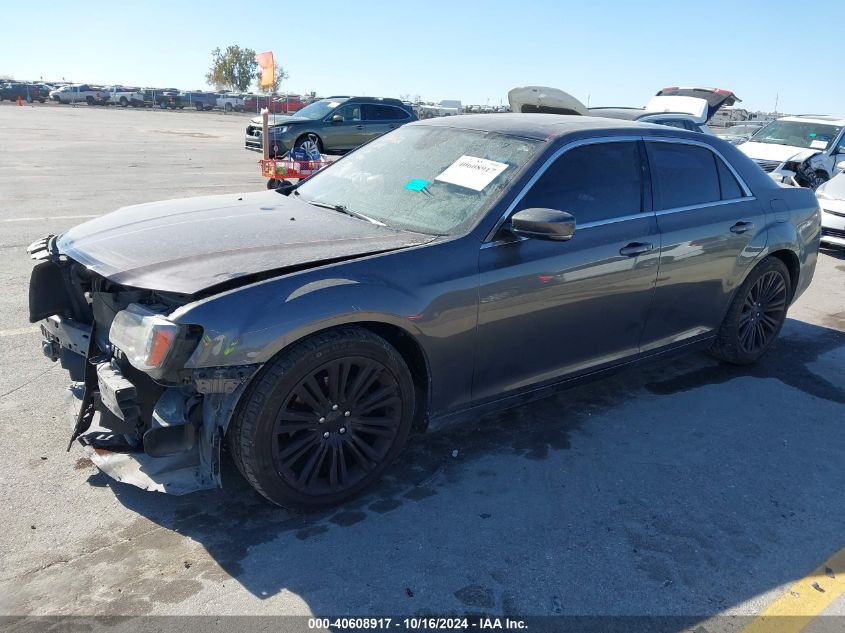 VIN 2C3CCABG2DH735945 2013 Chrysler 300, 300S no.2