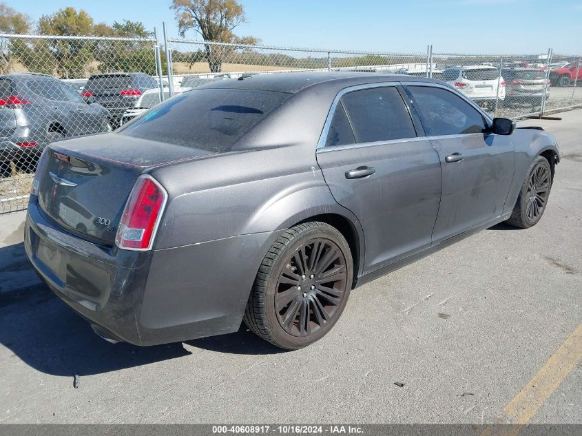 VIN 2C3CCABG2DH735945 2013 Chrysler 300, 300S no.4