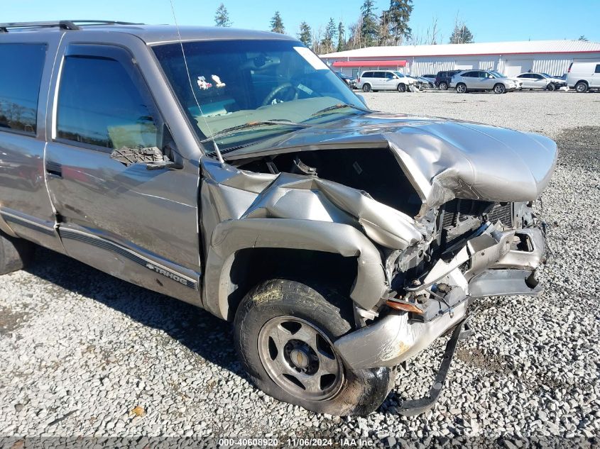 2000 Chevrolet Tahoe Z71 VIN: 1GNEK13R3YR187393 Lot: 40608920