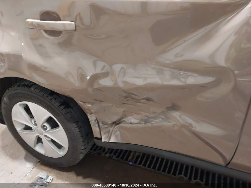 2016 KIA SOUL VIN: KNDJN2A25G7283630