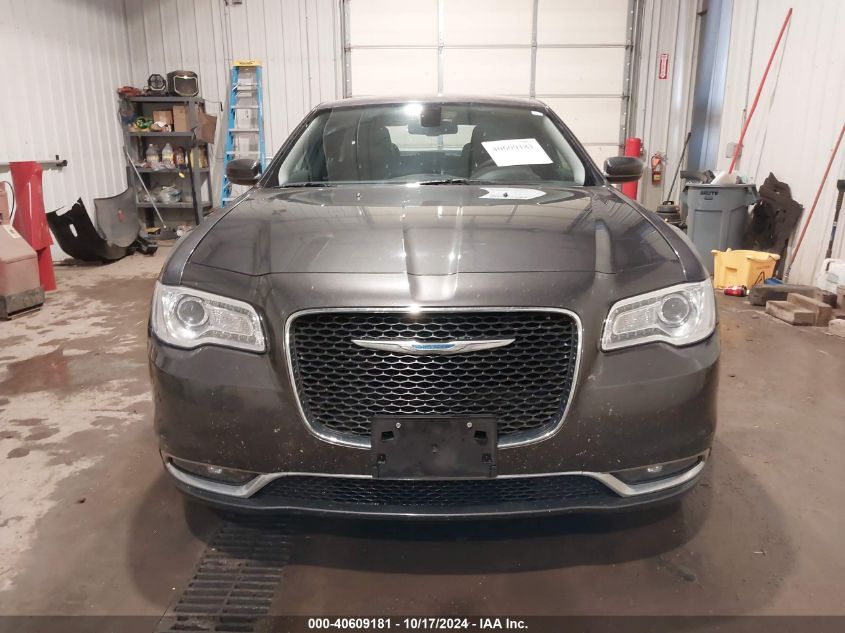 2015 Chrysler 300 Limited VIN: 2C3CCARG8FH757120 Lot: 40609181