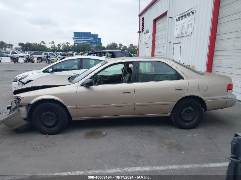 2001 Toyota Camry Ce/Le/Xle VIN: JT2BF22KX10307073 Lot: 40609194