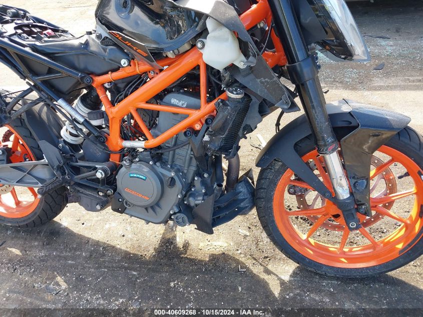 2021 Ktm 390 Duke VIN: MD2JPJ404MC242739 Lot: 40609268