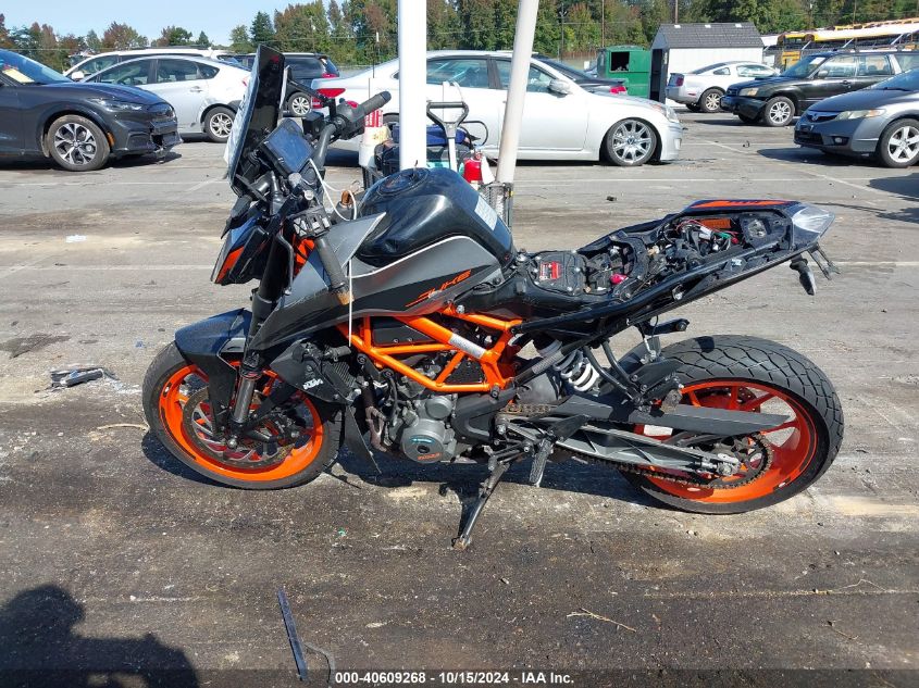 2021 Ktm 390 Duke VIN: MD2JPJ404MC242739 Lot: 40609268