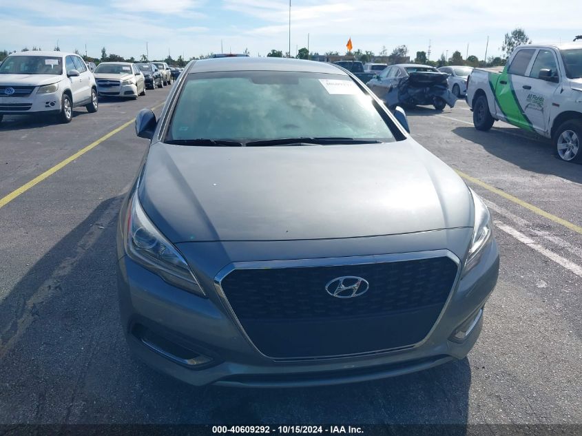 2017 Hyundai Sonata Hybrid Se VIN: KMHE24L30HA075859 Lot: 40609292