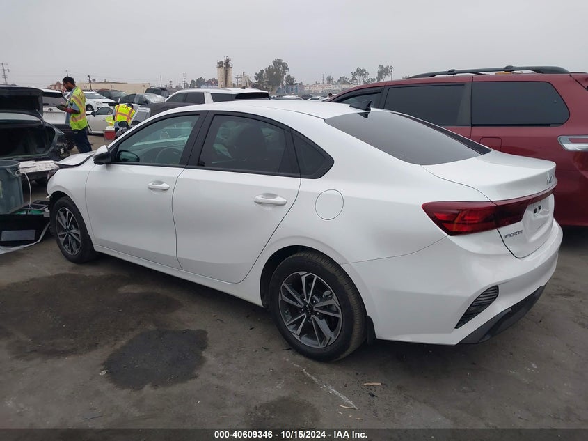 VIN 3KPF24AD6PE655441 2023 KIA FORTE LXS