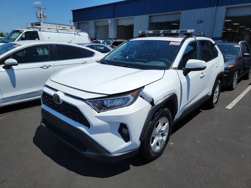 2021 Toyota Rav4 Xle/Xle Premium VIN: 2T3W1RFV0MC166844 Lot: 40609569