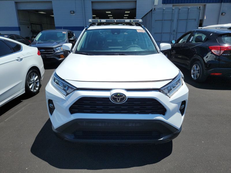 2021 Toyota Rav4 Xle/Xle Premium VIN: 2T3W1RFV0MC166844 Lot: 40609569