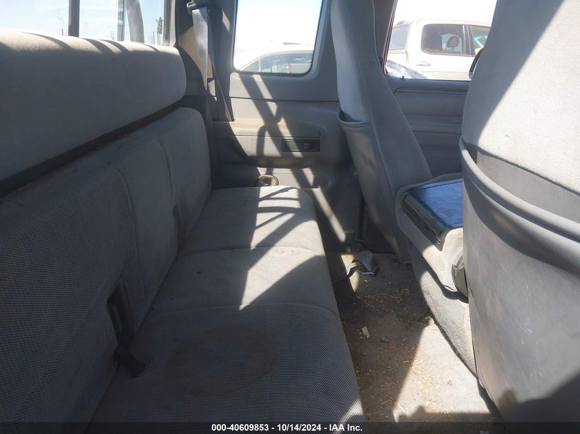 1994 Ford F250 VIN: 1FTHX25K9RKA75270 Lot: 40609853