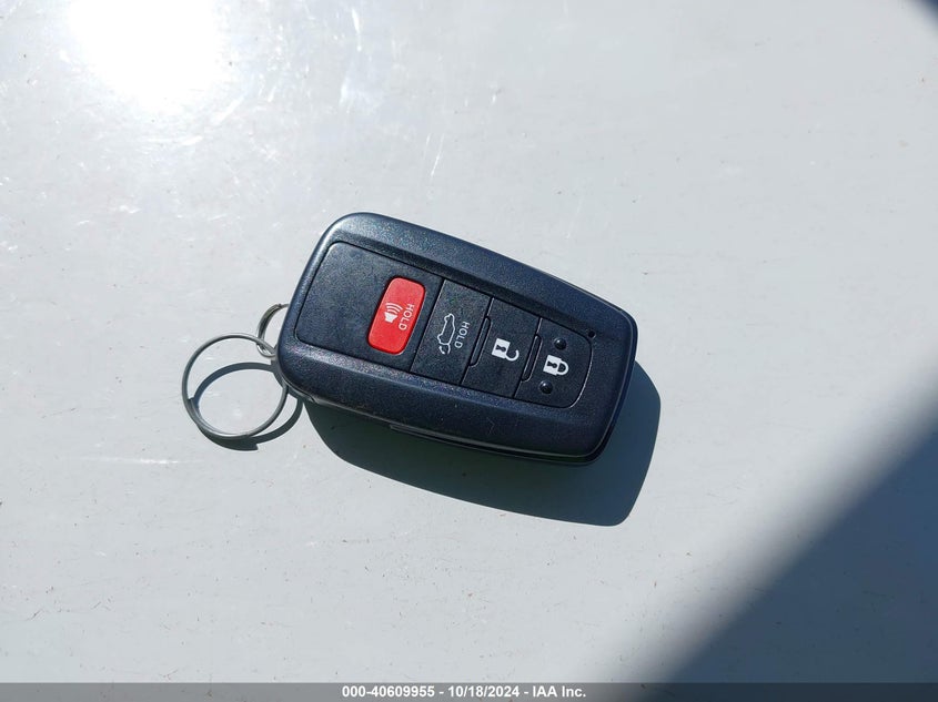 2019 TOYOTA RAV4 HYBRID XSE - JTMEWRFV5KJ015330