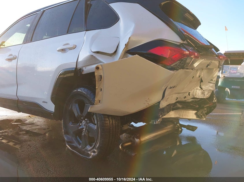 2019 TOYOTA RAV4 HYBRID XSE - JTMEWRFV5KJ015330