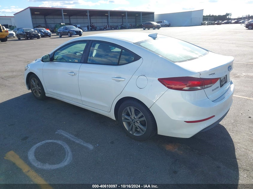 VIN 5NPD84LF9HH156828 2017 HYUNDAI ELANTRA SE