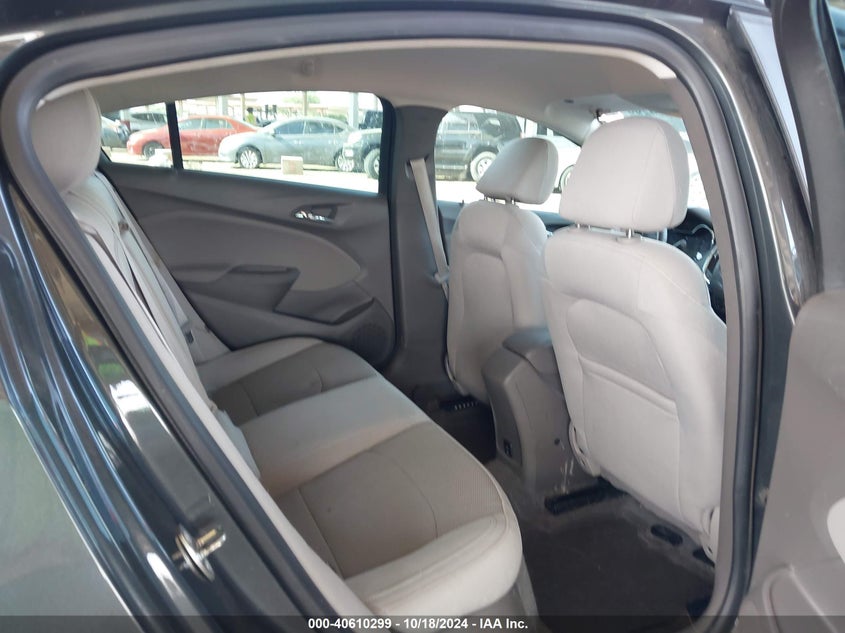 VIN 3G1BE6SM3JS569425 2018 CHEVROLET CRUZE LT AUTO