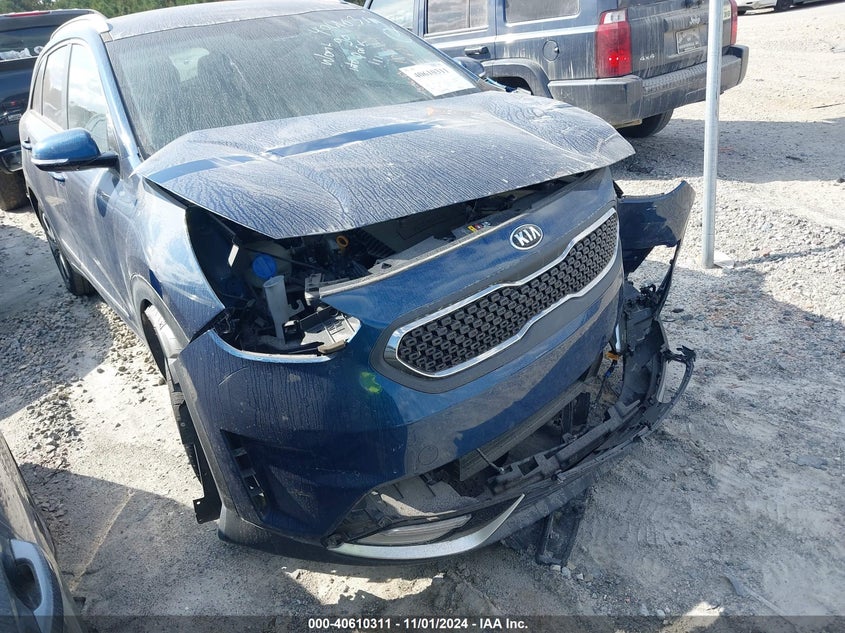 VIN KNDCC3LCXH5047868 2017 KIA NIRO EX