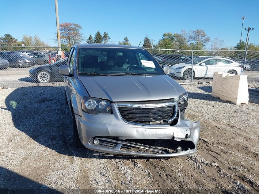 2015 Chrysler Town & Country S VIN: 2C4RC1HG4FR619477 Lot: 40610616