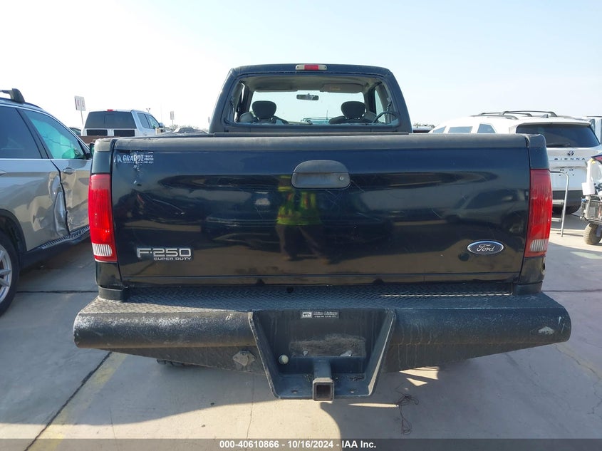 2002 Ford F-250 Lariat/Xl/Xlt VIN: 1FTNX21S82EC78700 Lot: 40610866