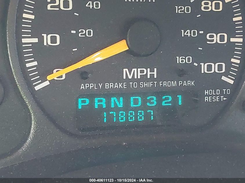 2001 Chevrolet Silverado 1500 Ls VIN: 2GCEC19V711253324 Lot: 40611123