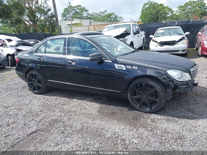 2014 MERCEDES-BENZ C 250 LUXURY/SPORT - WDDGF4HB0ER302164