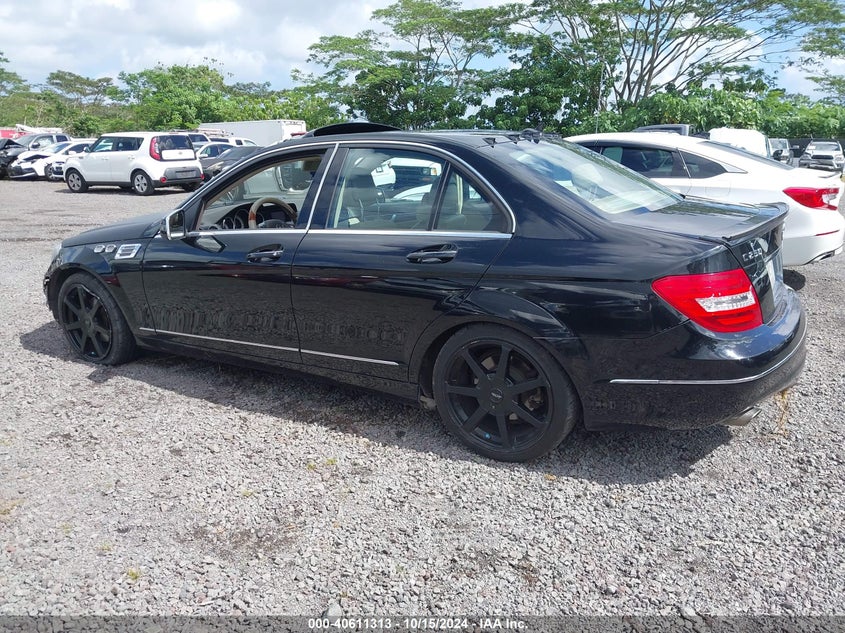 2014 MERCEDES-BENZ C 250 LUXURY/SPORT - WDDGF4HB0ER302164