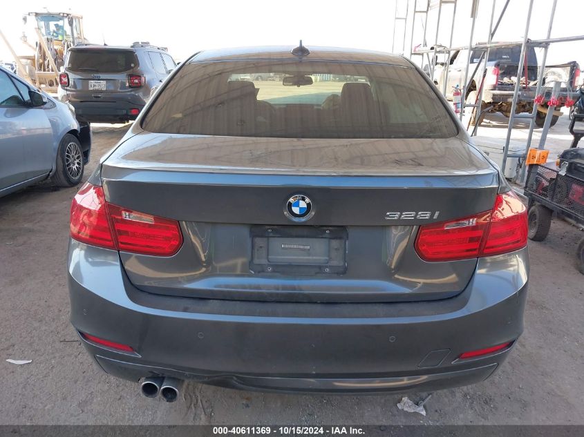 VIN WBA3A5G5XFNS87719 2015 BMW 3 Series, 328I no.15