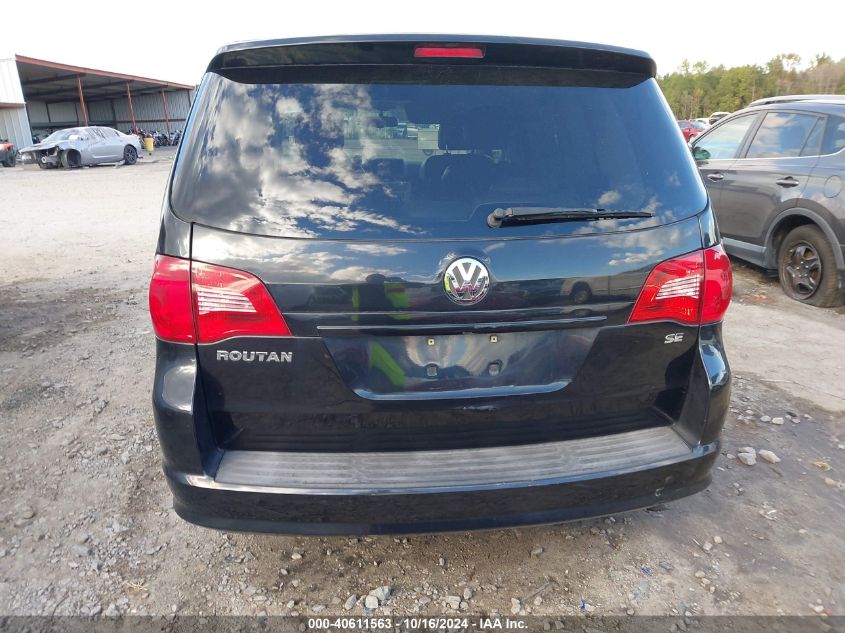 2010 Volkswagen Routan Se VIN: 2V4RW3D11AR272788 Lot: 40611563