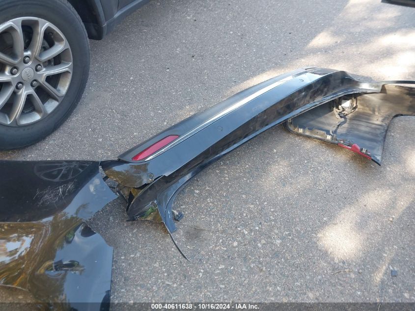 2022 Chrysler Pacifica Hybrid Touring L VIN: 2C4RC1L7XNR137098 Lot: 40611638