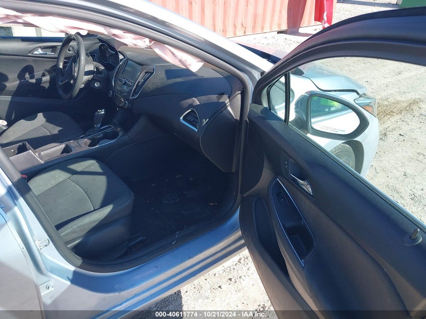 2017 CHEVROLET CRUZE LT AUTO - 1G1BE5SM2H7150128