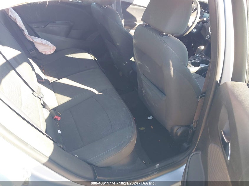 2017 CHEVROLET CRUZE LT AUTO - 1G1BE5SM2H7150128