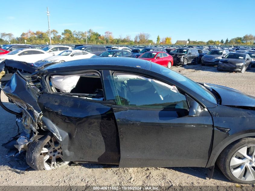 2021 Tesla Model Y Long Range Dual Motor All-Wheel Drive VIN: 5YJYGDEE8MF245615 Lot: 40611852