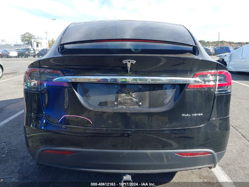 2019 Tesla Model X 100D/75D/Long Range VIN: 5YJXCAE27KF205129 Lot: 40612163