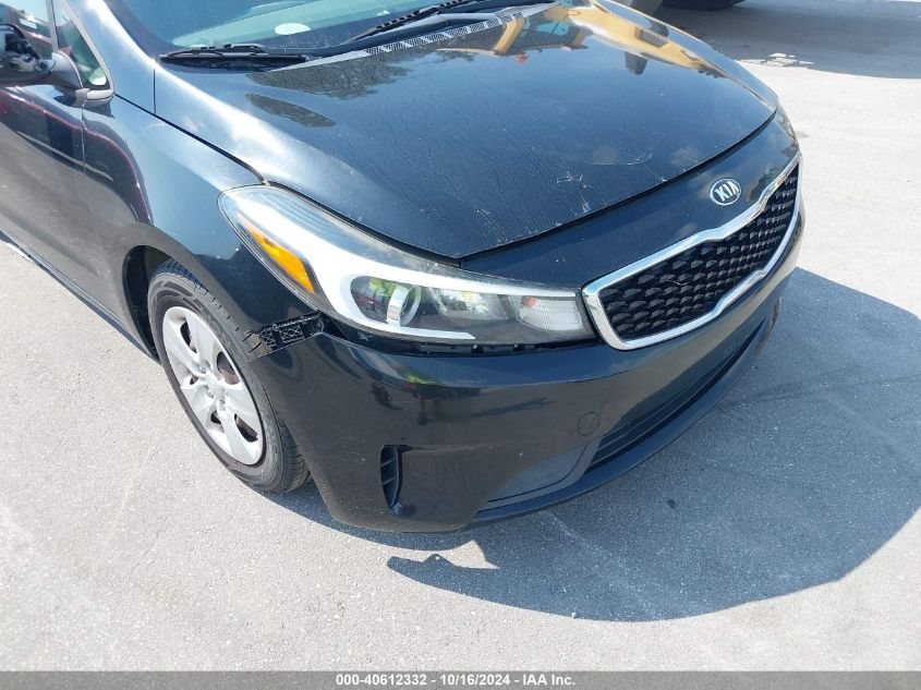 2018 Kia Forte Lx VIN: 3KPFK4A71JE168939 Lot: 40612332