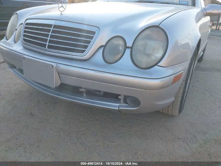 2002 Mercedes-Benz Clk-Class Base (A5) VIN: WDBLJ70G82T112089 Lot: 40612414