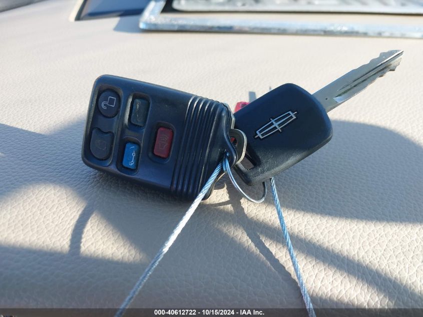 2007 Lincoln Navigator Ultimate VIN: 5LMFU28507LJ04208 Lot: 40612722