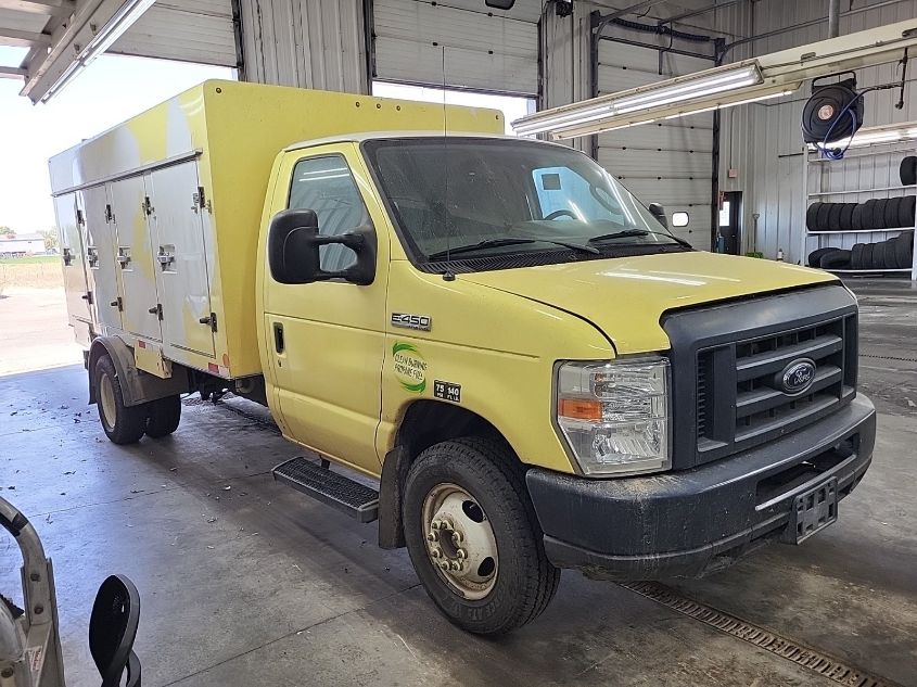 2018 Ford Econoline E450 Super Duty Cutwy Van VIN: 1FDXE4FS6JDC19678 Lot: 40612848