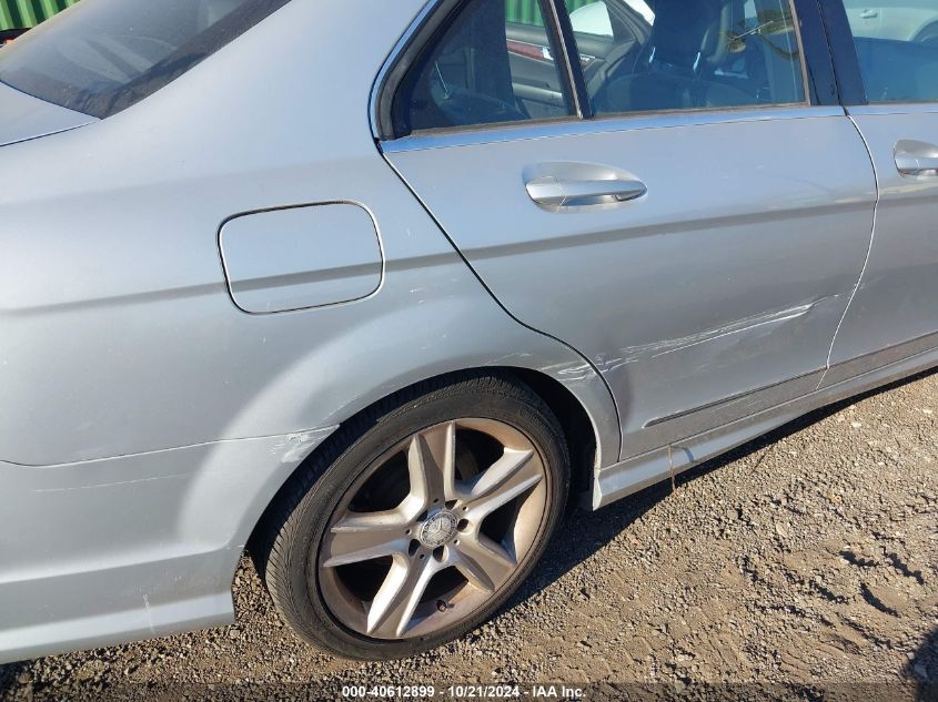 2010 Mercedes-Benz C 300 Luxury 4Matic/Sport 4Matic VIN: WDDGF8BB7AF476406 Lot: 40612899