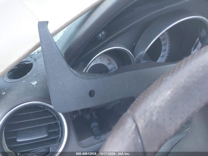 2013 Mercedes-Benz C 250 Luxury/Sport VIN: WDDGF4HB0DR291990 Lot: 40612935