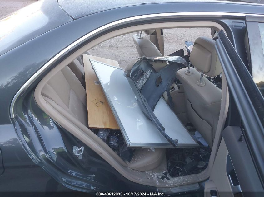 2013 Mercedes-Benz C 250 Luxury/Sport VIN: WDDGF4HB0DR291990 Lot: 40612935