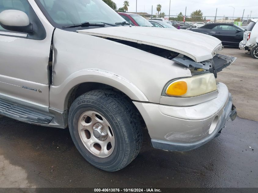 2002 Lincoln Navigator VIN: 5LMFU28R52LJ11070 Lot: 40613076