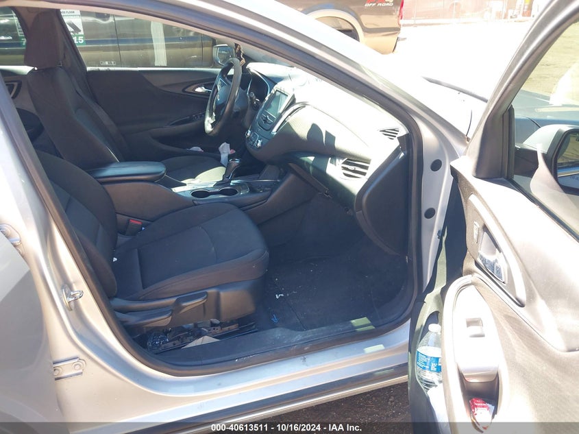 2018 CHEVROLET MALIBU VIN: 1G1ZD5ST9JF197693