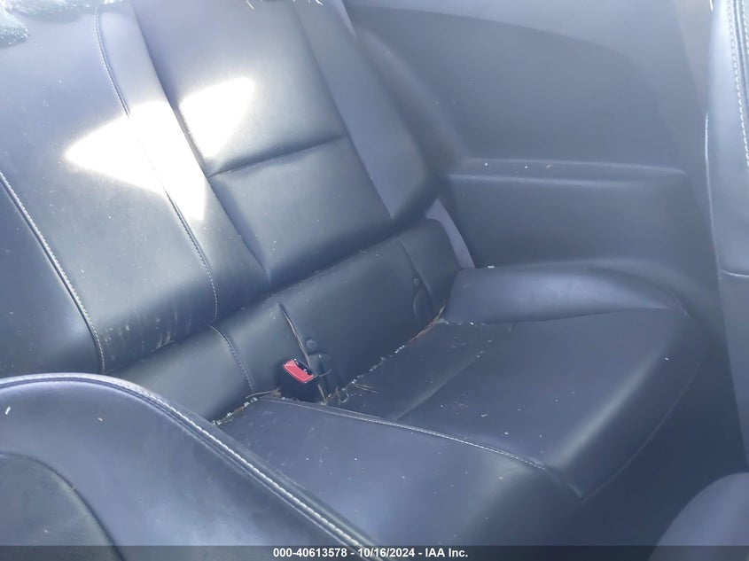 2011 CHEVROLET CAMARO VIN: 2G1FC1ED1B9152941