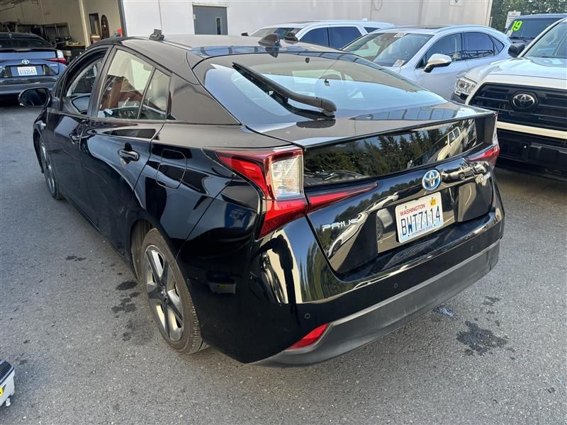 2021 Toyota Prius Xle VIN: JTDKAMFU4M3136322 Lot: 40613777