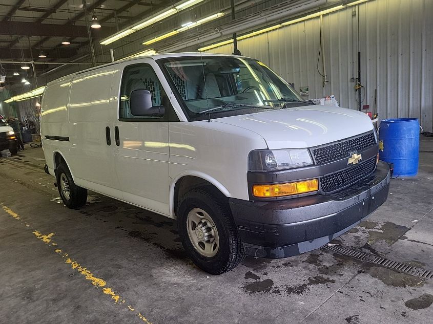 2020 Chevrolet Express Cargo Rwd 2500 Regular Wheelbase Wt VIN: 1GCWGAFG5L1245472 Lot: 40613857