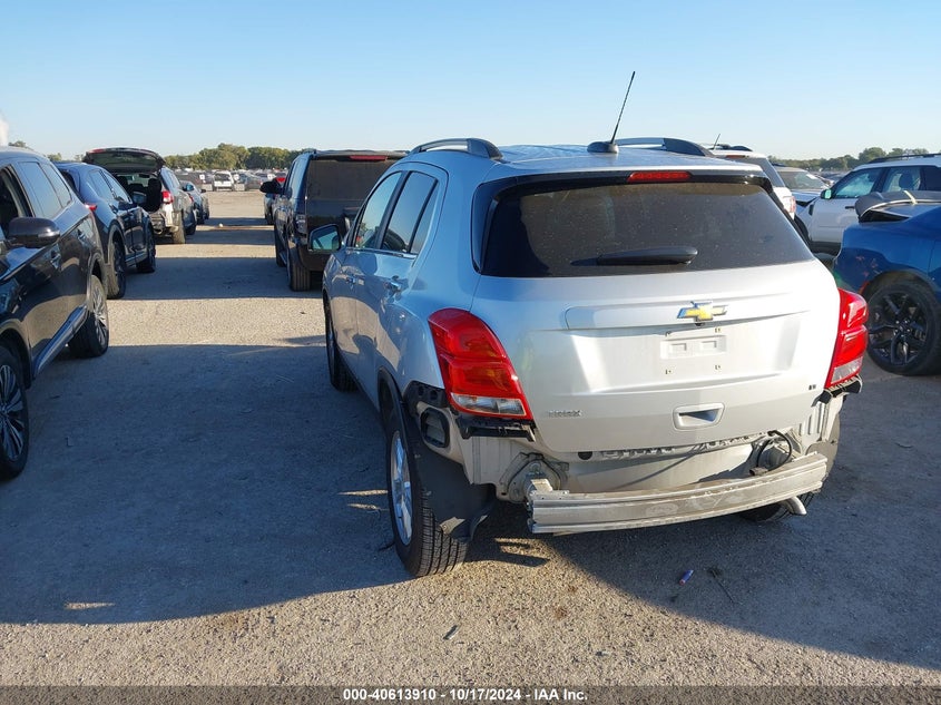 VIN KL7CJLSB3JB724715 2018 CHEVROLET TRAX LT