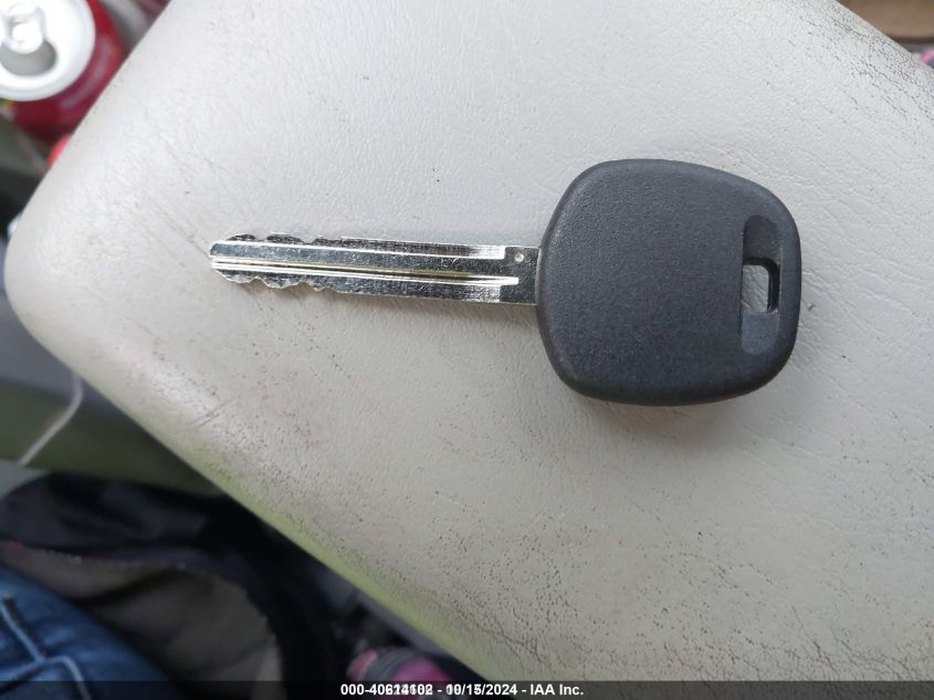 2004 Toyota Camry Le VIN: 4T1BE32K34U933556 Lot: 40614102