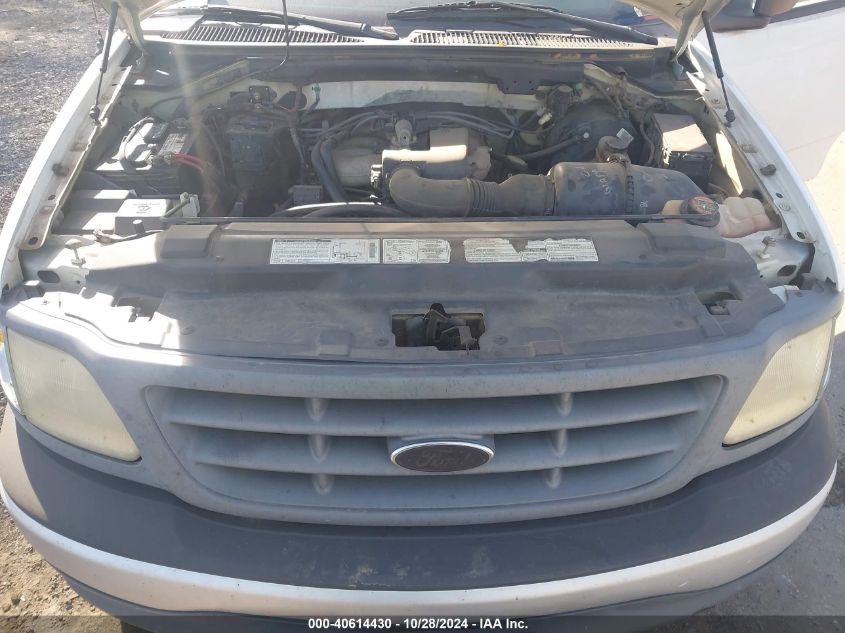 2000 Ford F-150 Work Series/Xl/Xlt VIN: 2FTZF1723YCA17687 Lot: 40614430